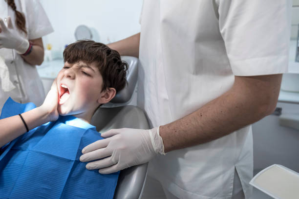 Best Broken or Cracked Tooth Emergency Dentist in Garden View, PA